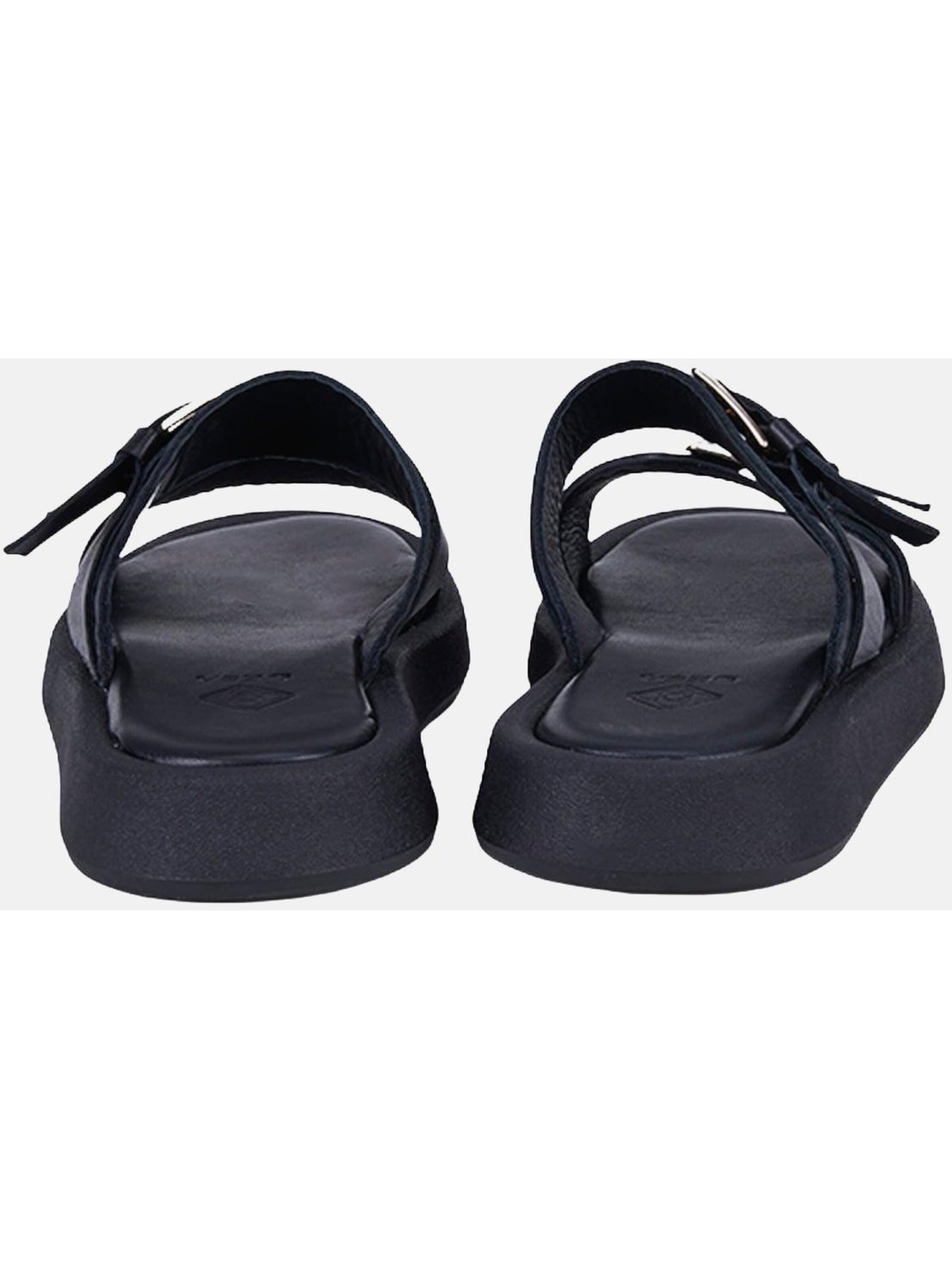 Desa Slippers in Black