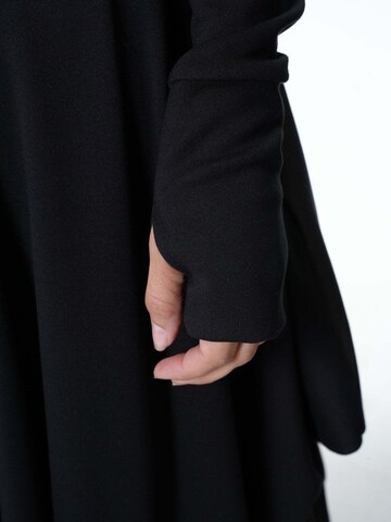Robe de soirée Metamorphoza en noir