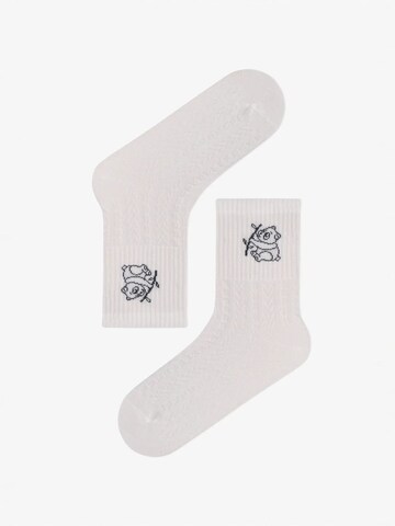 Penti Sokid 'PENTI Animal World Paar Sneakersocken', värv valge