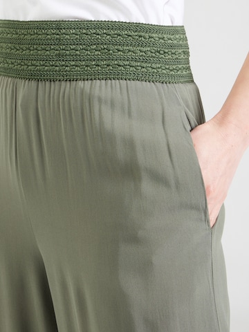 Hailys Wide leg Trousers 'Ge44orgy' in Green