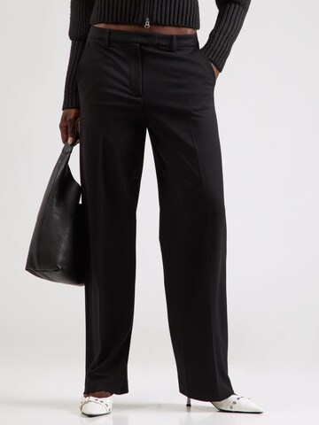 GERRY WEBER Loosefit Bukser med fals i sort: forside