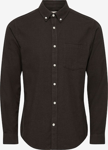 Coupe slim Chemise 'NIKO ' Only & Sons en marron : devant