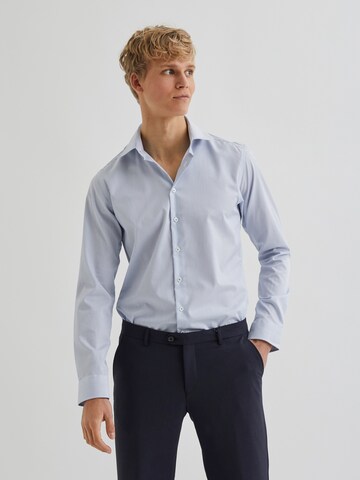 Bertoni Slim fit Button Up Shirt 'Dennis' in Blue: front