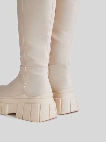 Bottes Bershka en blanc