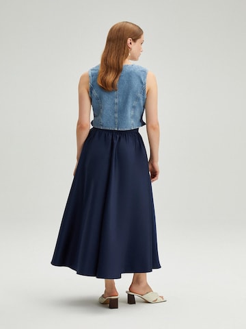 Touche Prive Skirt in Blue