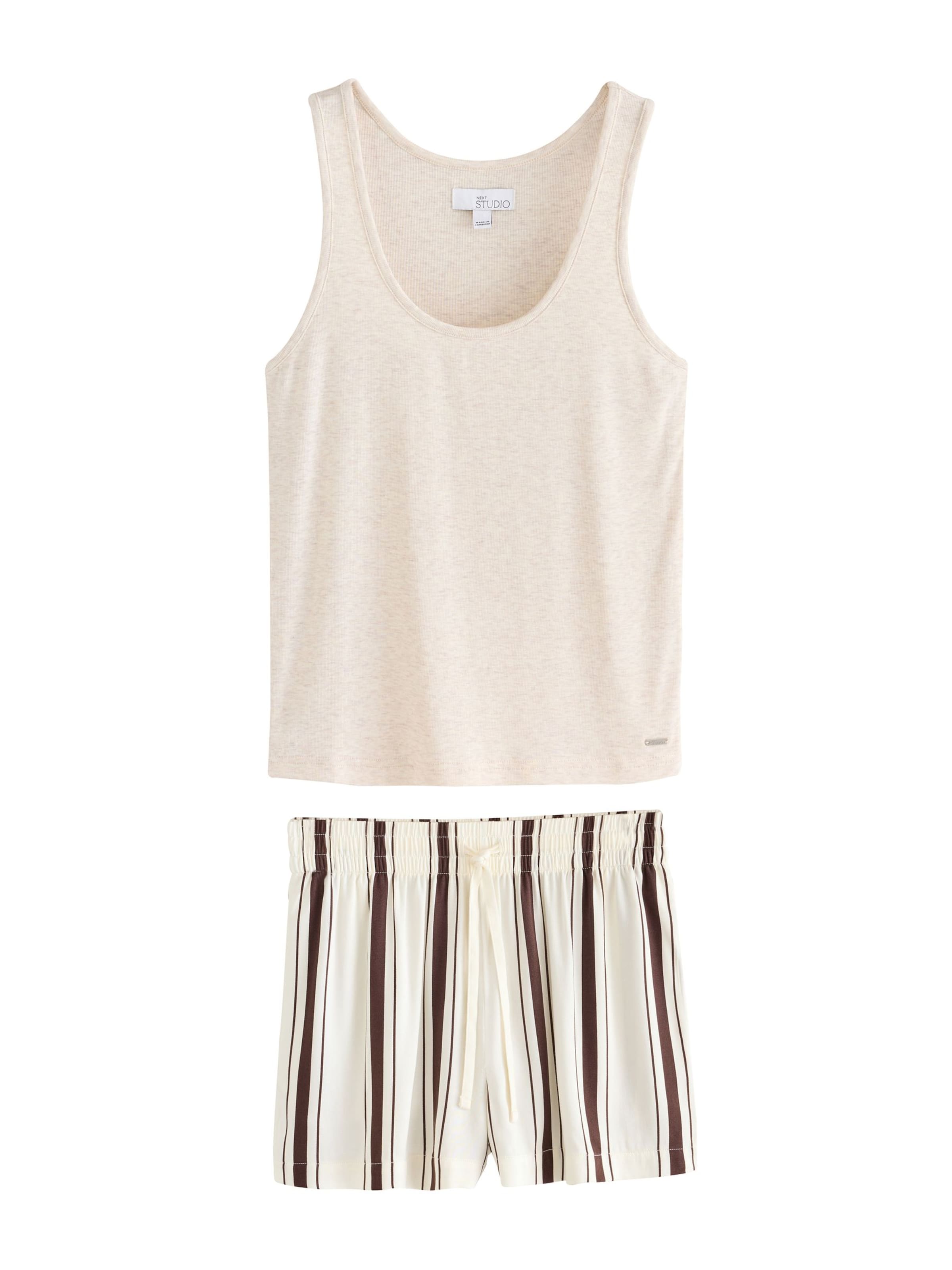 Next Shorty in Beige: front