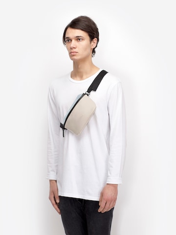 Ucon Acrobatics Fanny Pack 'Jona Medium Lotus Infinity' in Beige