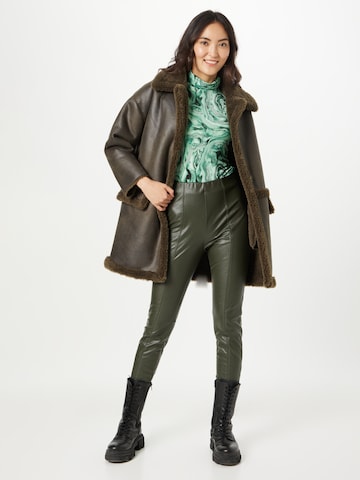 Manteau d’hiver 'SIMONE' JAKKE en vert