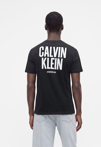 Maglietta di Calvin Klein Jeans in nero: frontale