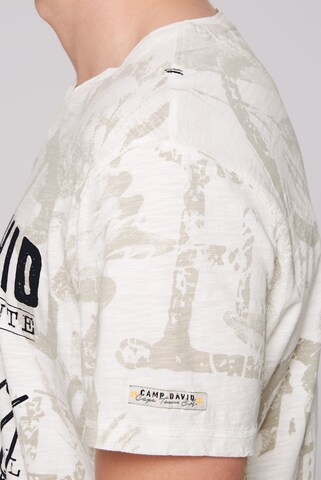 CAMP DAVID - Camiseta en blanco