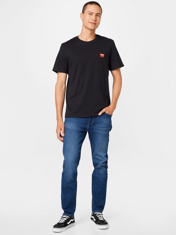 WRANGLER T-Shirt 'Sign Off' in Schwarz