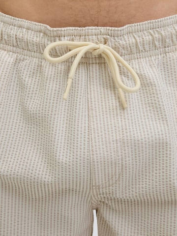 JACK & JONES Badeshorts i grå