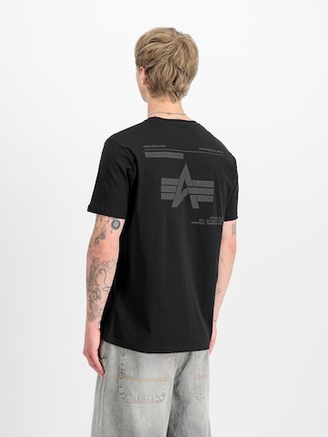 ALPHA INDUSTRIES Tričko – černá