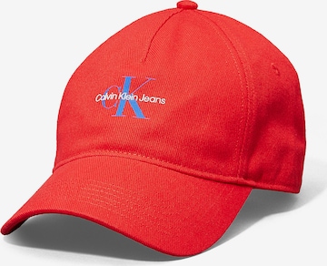Calvin Klein Jeans Cap in Red: front