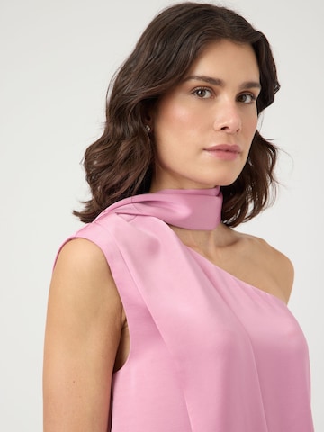 Haut 'YASANNALINA' YAS en rose
