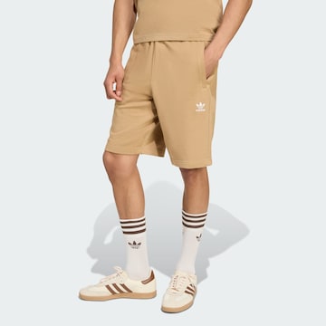 ADIDAS ORIGINALSregular Hlače 'Essentials' - smeđa boja: prednji dio