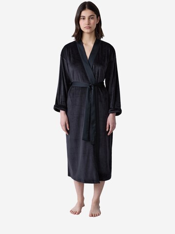 ETAM Long Bathrobe 'Wendy' in Black: front