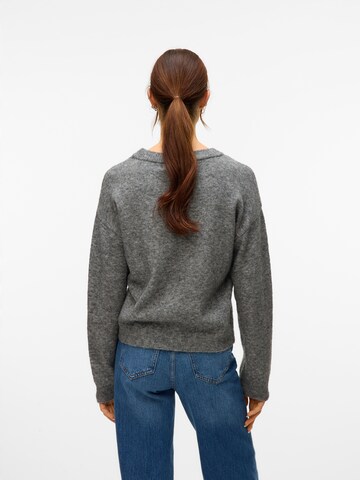 VERO MODA Trui 'AMOREMIO' in Grijs