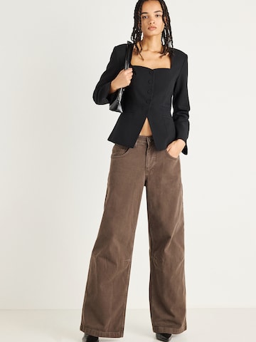 Sacou 'Heart' de la Gina Tricot pe negru