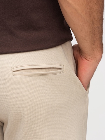 Ombre Regular Sporthose‌‌ in Beige