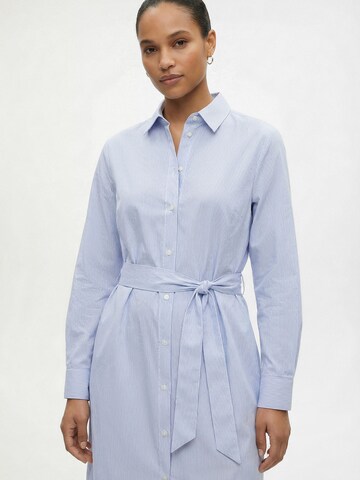 Everly - Vestido em azul: frente