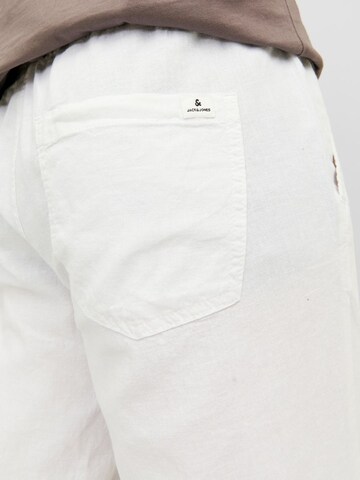 Regular Pantalon JACK & JONES en blanc