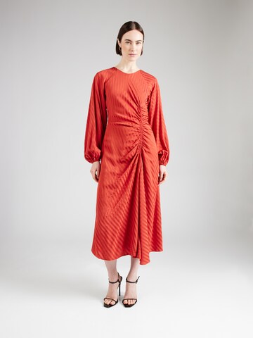 Closet London Dress in Red: front