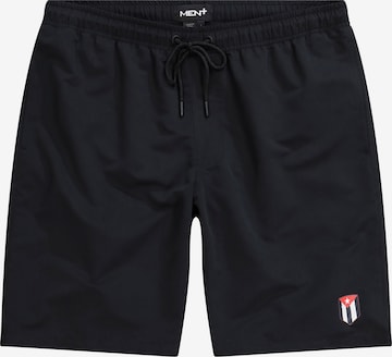 Men Plus Badeshorts in Schwarz: Vorderseite