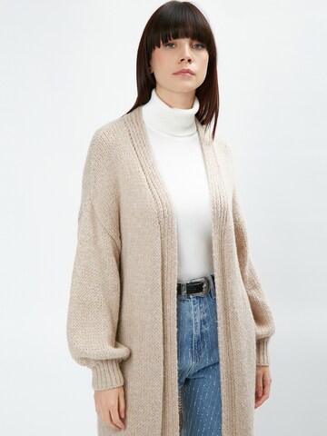 Cardigan Influencer en beige
