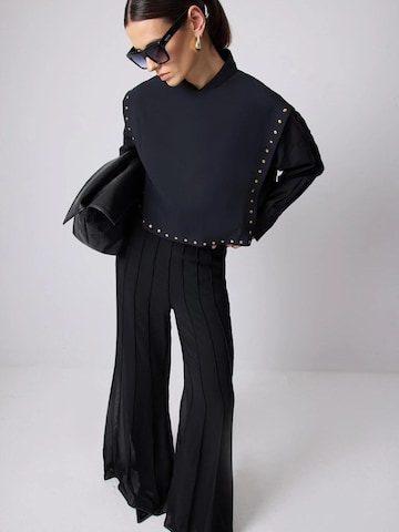 Chemisier 'Short Blouse With Studs' Touché Privé en noir