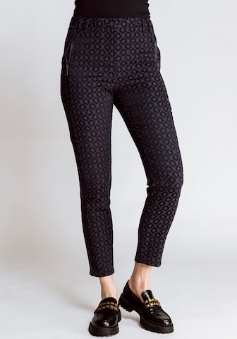 Zhrill Regular Pants in Black: front