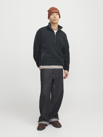 JACK & JONES Sweatshirt in Groen