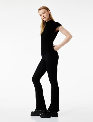 Koton Flared Hose in Schwarz