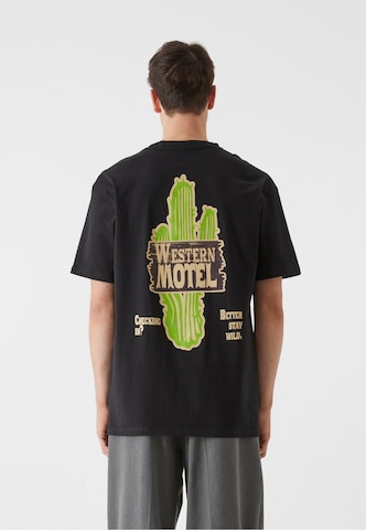 Lost Youth Shirt 'Western Motel' in Zwart: voorkant