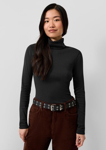 QS Shirt in Zwart: voorkant