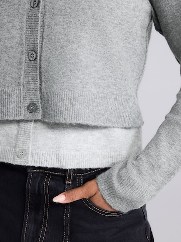 Next Cardigan i grå