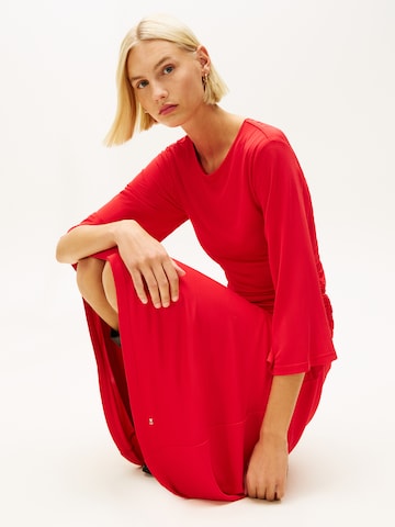 TOMMY HILFIGER Suknia wieczorowa w kolorze czerwony