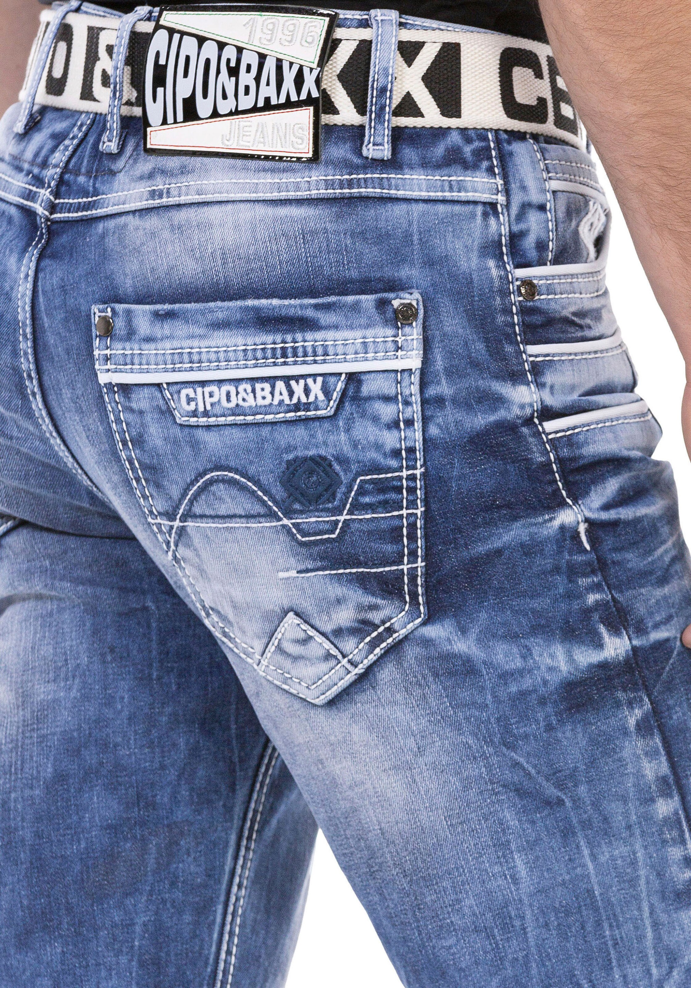 CIPO & BAXX Regular Jeans in Blue