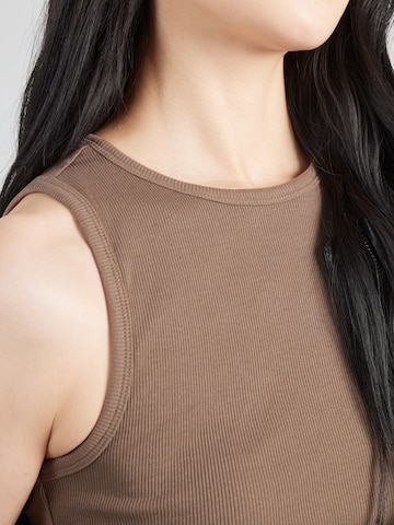 ABOUT YOU Top 'Dinah' in Beige