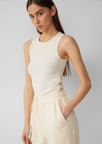 Haut QS en beige : devant