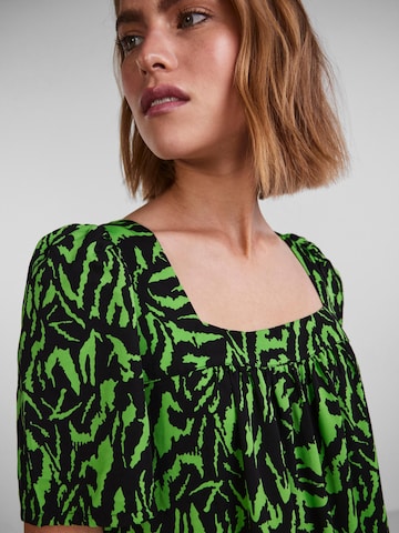 PIECES فستان 'Lonse' بلون أخضر