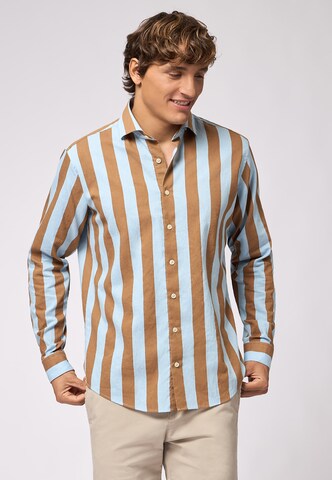 ROY ROBSON Slim Fit Freizeithemd in Braun: Vorderseite