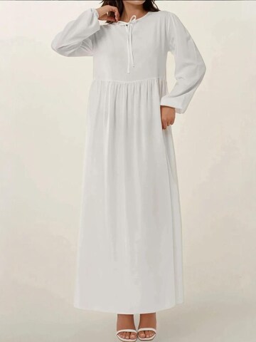 Hiccup Dress in White