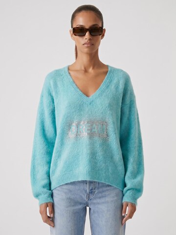 americandreams Oversized Sweater 'Silja' in Blue: front