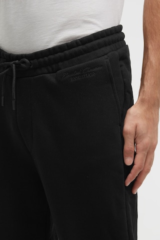 CMPD Tapered Outdoor Pants in Black