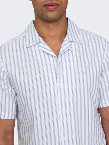 Coupe regular Chemise 'ALVARO' Only & Sons en bleu