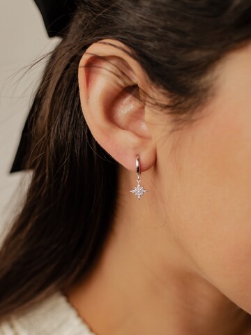 Orecchini 'Nordstern' di Hey Happiness in argento: frontale