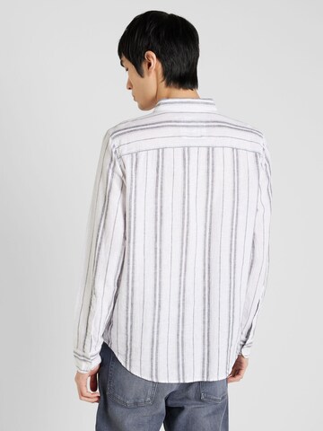 HOLLISTER - Ajuste regular Camisa en blanco