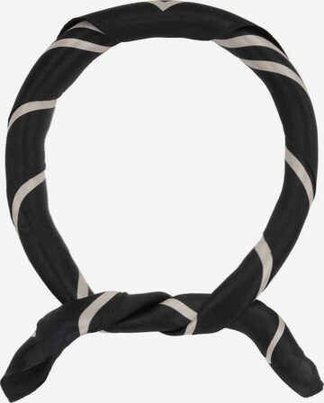 Kazar Scarf in Black: front