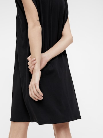 OBJECT - Vestido 'STEPHANIE JEANETTE' en negro